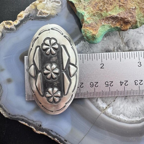 Leander Tahe Native American Sterling Silver Large Oval Repousse Post Earrings - Picture 9 of 10